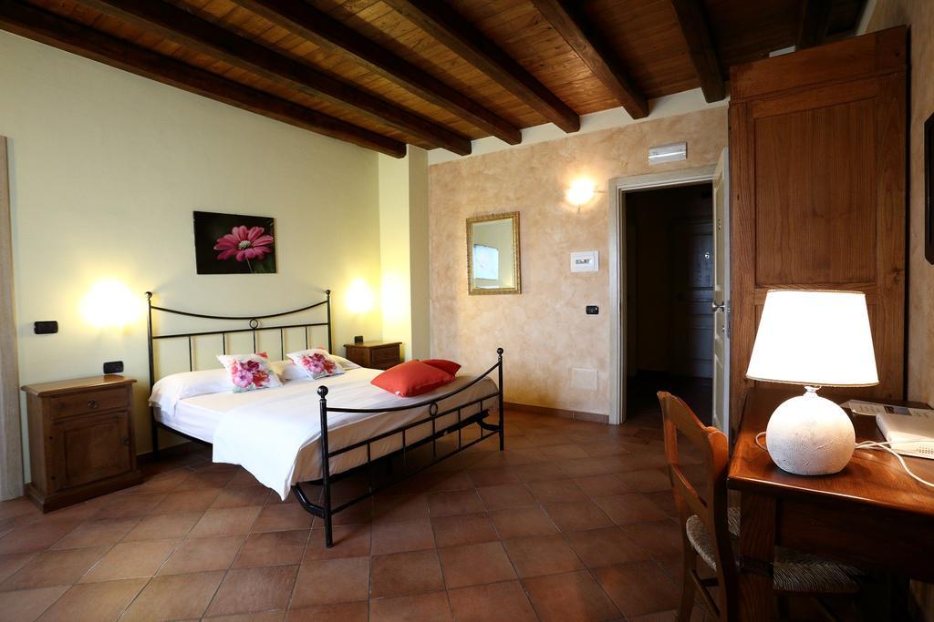 Agriturismo Creta Rossa 托雷迪鲁杰罗 外观 照片